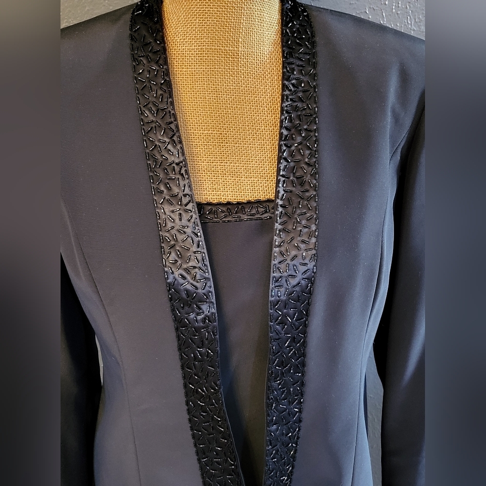 R & M Richards Black Jacket Dress Beaded Lapel Size 8 - Picture 4 of 14